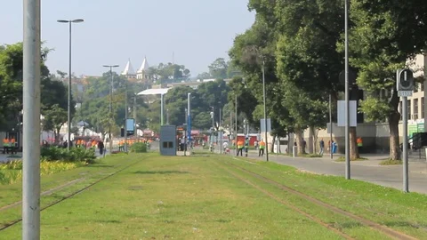 Train arrive to the VLT station in Mauá Square Stock Footage 91553420