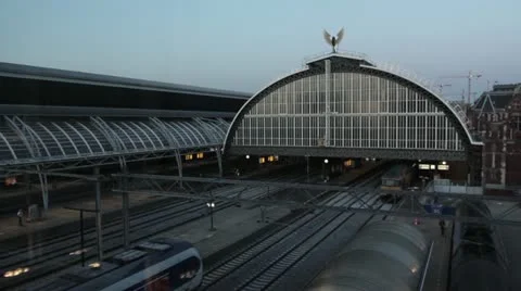 Train arrives at the train station Stock Footage 21625120