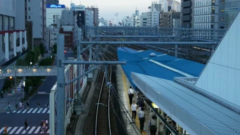 Train arriving at the station Video stock 134612456
