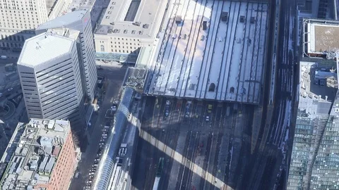 Train Arriving at Toronto Union Station Aerial View 動画素材 125648024
