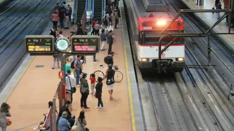 Train in Atocha station, Madrid Stock-Footage 64231359