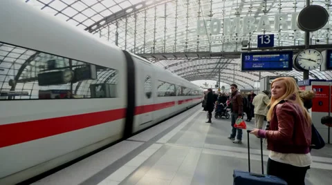 Train in Berlin's main station, the Hauptbahnhof in time lapse Stock Footage 33732539