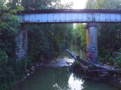 Train Bridge Stockbeeldmateriaal 78107592
