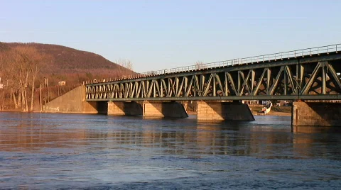 Train Bridge HD 動画素材 396613
