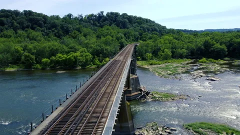 Train Bridge over the Susquehanna River 库存影片 161287269