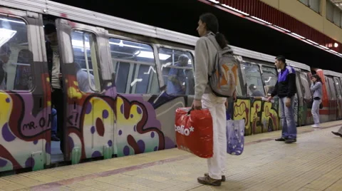 Train in Bucharest subway Stock-Footage 1056570