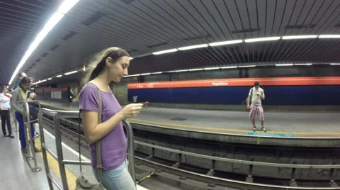 A train come up to get yours passenger at the subway of sao paulo 動画素材 57829076