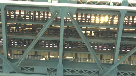 Train Crossing Manhattan Bridge Stock Footage 137402420