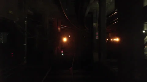 TRAIN DEPARTS UNDERGROUND Vídeo Stock 26180398