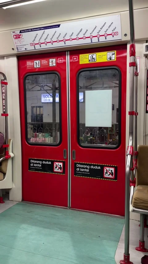Train doors closing, view from inside the stopped Stock Footage 296452378