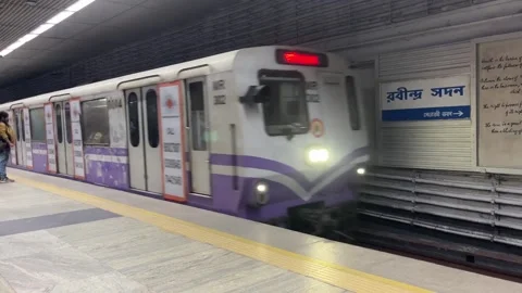 Train entering the metro station. Stock Footage 307811885