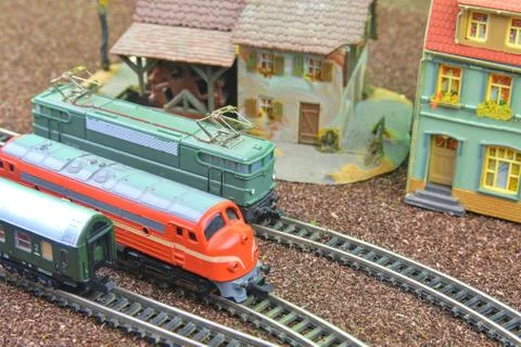 Train hobby models on the model railway. Close-up of model railway carriage on Stock-Fotos