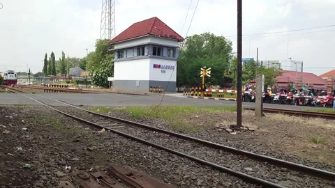 A train that just left the station Video stock 201659133