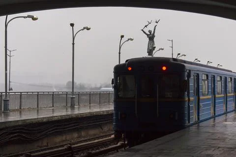 The train is leaving the platform Stock Photos