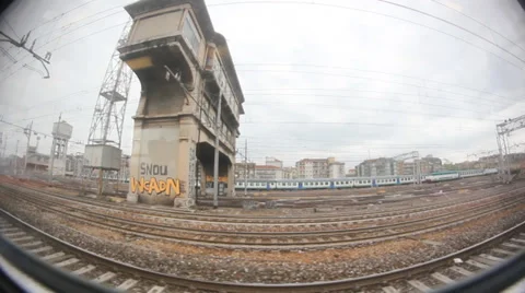 Train Leaving Station (1Min) 動画素材 37621901