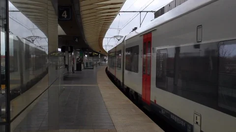 Train leaving the station Video stock 112301403
