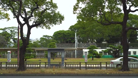 Train leaving station Видео 139665036