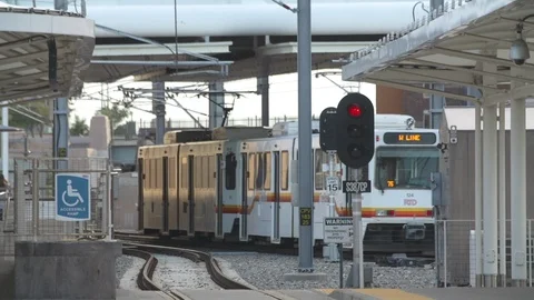 Train Leaving Station In Slow Motion 스톡 동영상 105247173