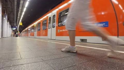 Train leaving in subway, underground, crowd of people, rush hour Stock Footage 135279922