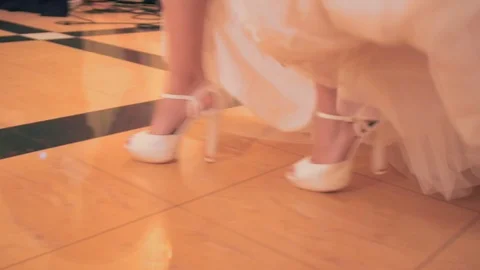 Train made by the bride, groom and guests during the wedding dance Stock Footage 97168286