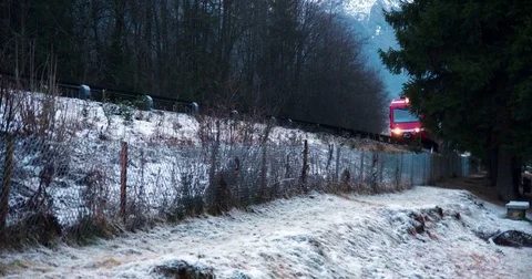 Train in mountain slowmotion Vidéo 71354187
