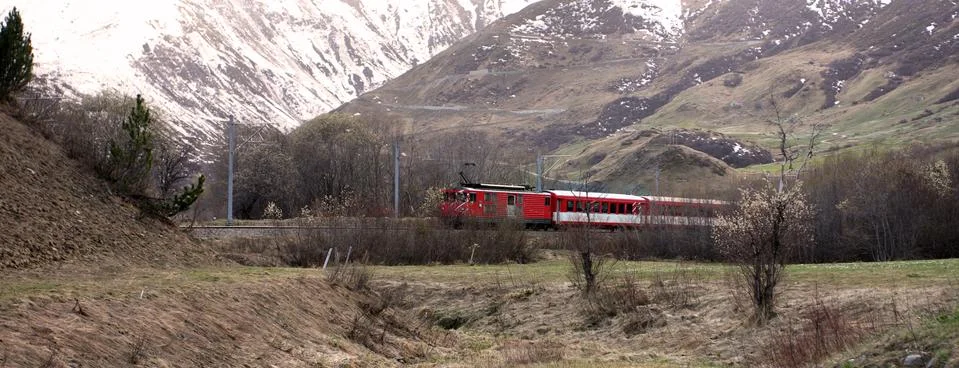 Train to the mountains Foto stock