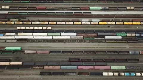 The train moves along the marshalling platform. Stock Footage 141635375