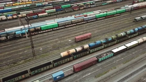The train moves along the marshalling platform. Stock Footage 141635459