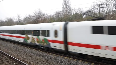Train passes station Video stock 127447751