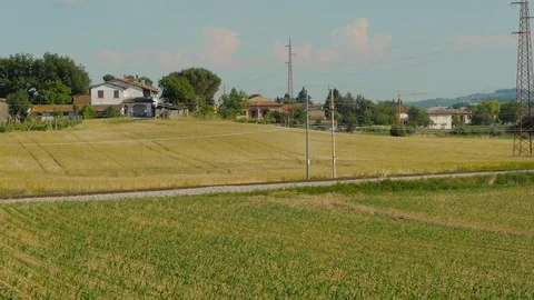 Train passes in the Tuscan countryside Stock-Footage 82323134