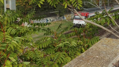 Train passing by in madrid Video stock 116315546