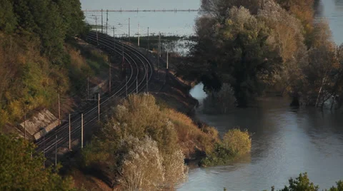 Train passing over the lake Video stock 34414501