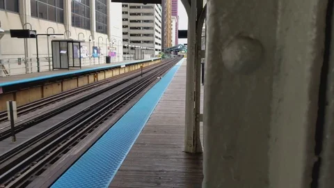 Train Platform Focus Blur Video stock 81966167