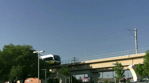 Train On Platform Video stock 6531628