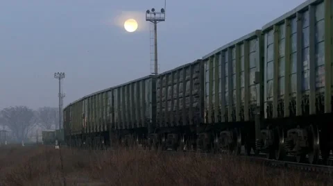 The train pulls carriages Stock-Footage 58607357