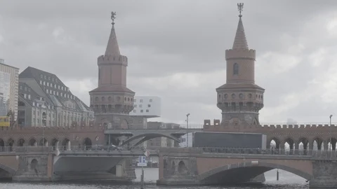 Train rides over Berlin bridge in SLow motion 4k Stock Footage 122924360