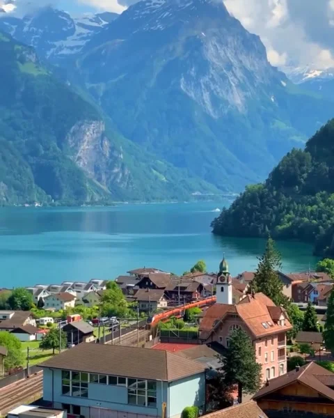 A train running in most beautiful place of Switzerland, 3/3/2024, Islamabad. 库存影片 268854845