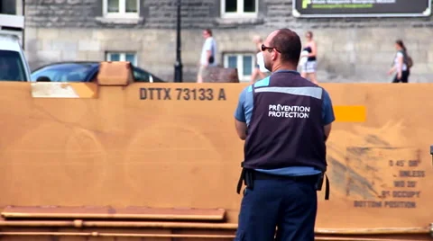 Train security check Stock-Footage 41772907