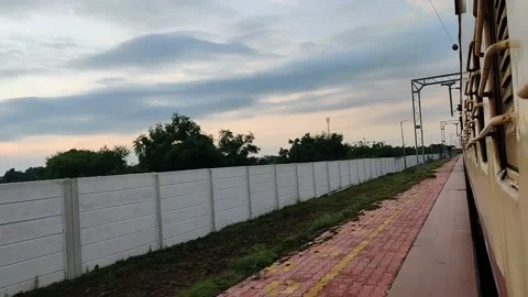 Train slowing on platform Stock Footage 162464763