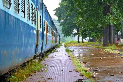 Train standing in a platform in goa Foto stock