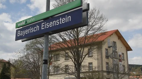 Train station in Bavaria 動画素材 105223672