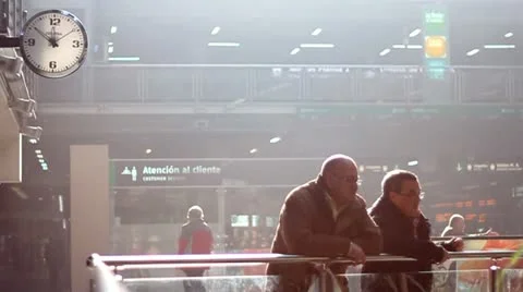 Train Station Madrid Vídeos de archivo 10888709