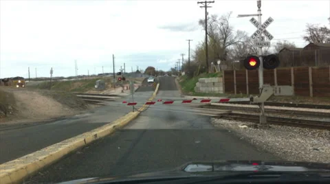 Train stop 動画素材 30464010