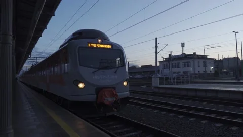 Train stopping on the station Stock Footage 151229220