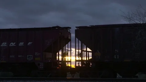 Train sunset time lapse 3 Video stock 83186023