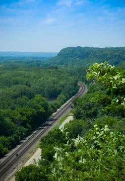 Train Tracks Down Below Stockfoto's