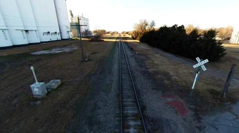 Train tracks drive by Stockbeeldmateriaal 44467349