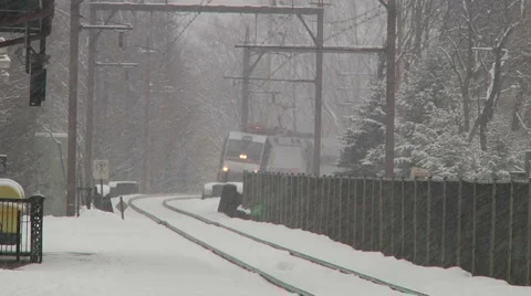 Train under snow storm arrives at the train station-Liberta0043 스톡 동영상 1052372