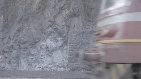 Train2 Video stock 107265095