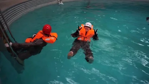 Training salvation on the water  Video stock 83930175